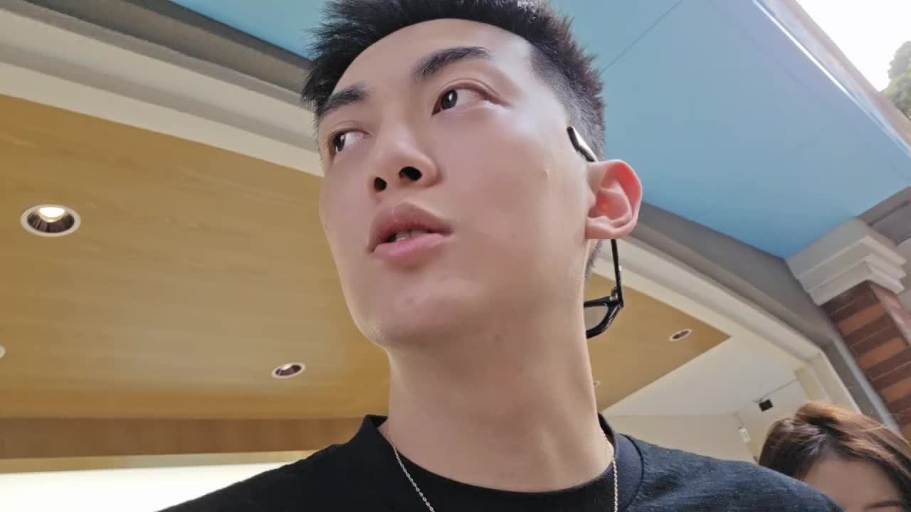 【集梦格子九】东山口街头摄影师认证，周末美女多！