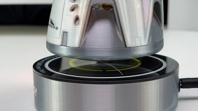 关灯那一刻，帅爆了！