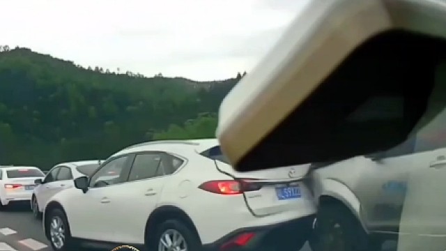 开车上路的技巧、省油！