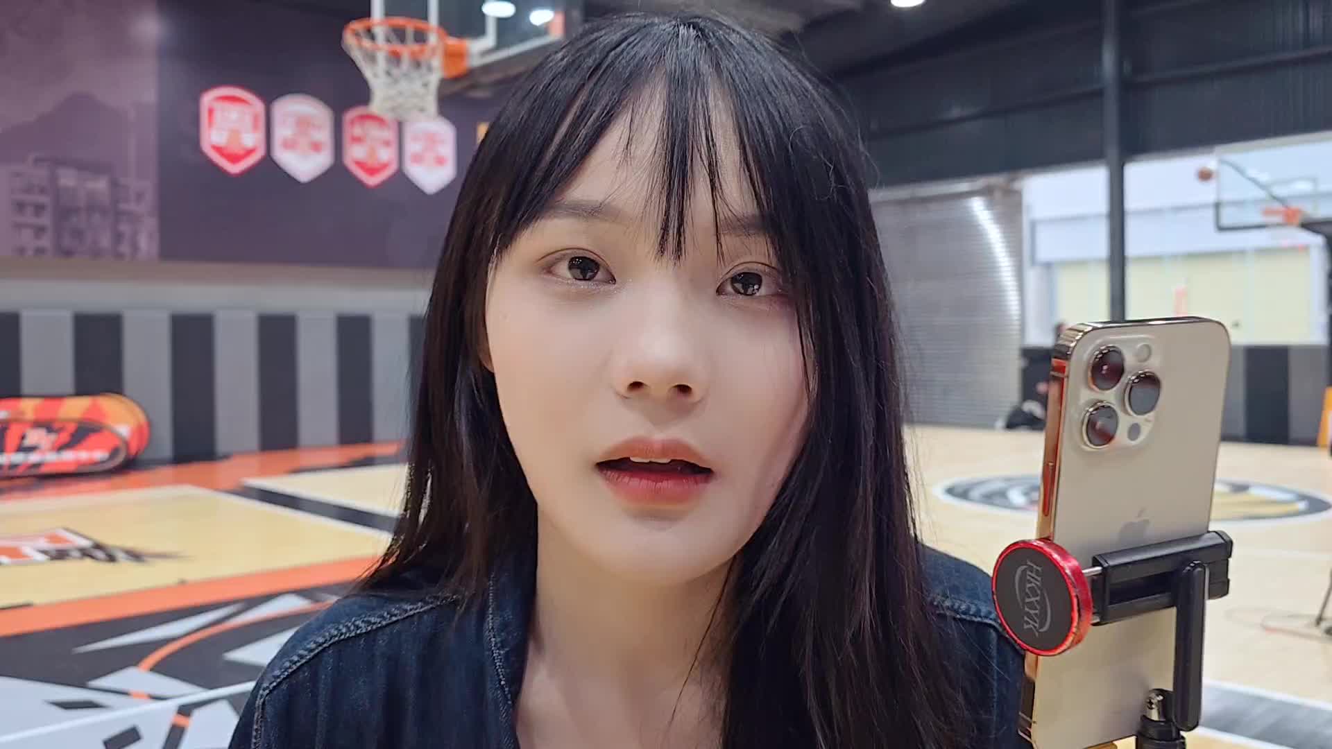 【集梦会长】北暴“吸”女主播大哥？美女直呼太努力了