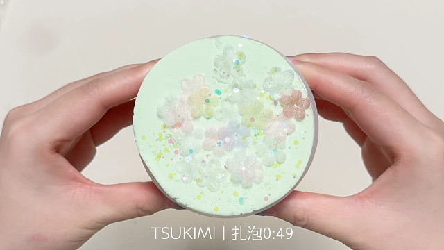 花嫔一次性 却实在美丽！