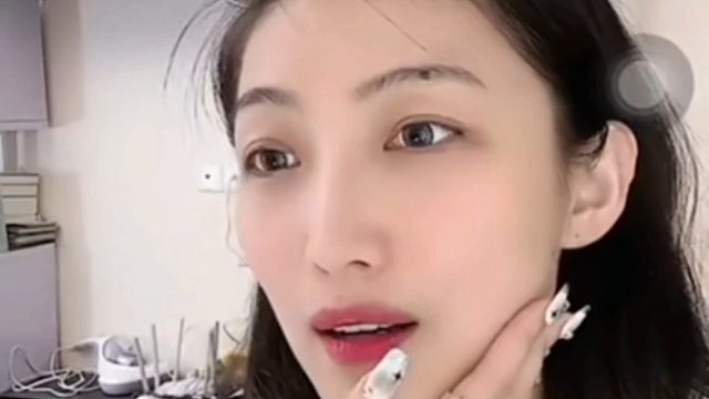 【曲曲】什么样的女人能接受多偶男“我42、他52，在一起20年、儿子12岁，他有两男两女”：你的诉求