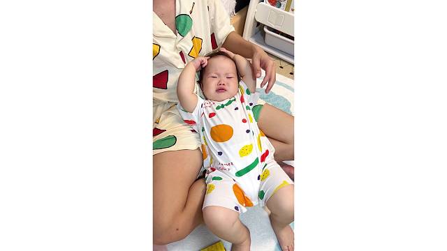 辞职带娃和露兮去画画