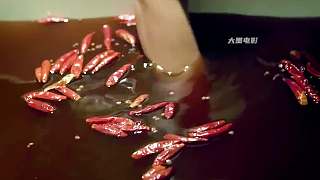 全集小伙竟然從火鍋里吃出了一位美女