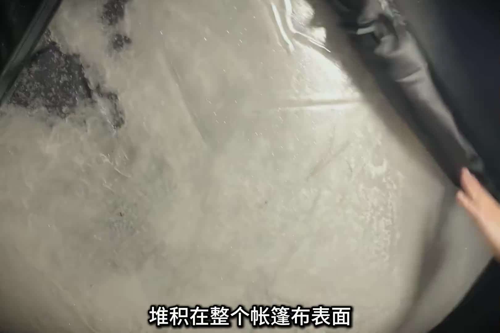 第2集：将小车和帐篷连接，搭建露营营地，遇到雨雪天气