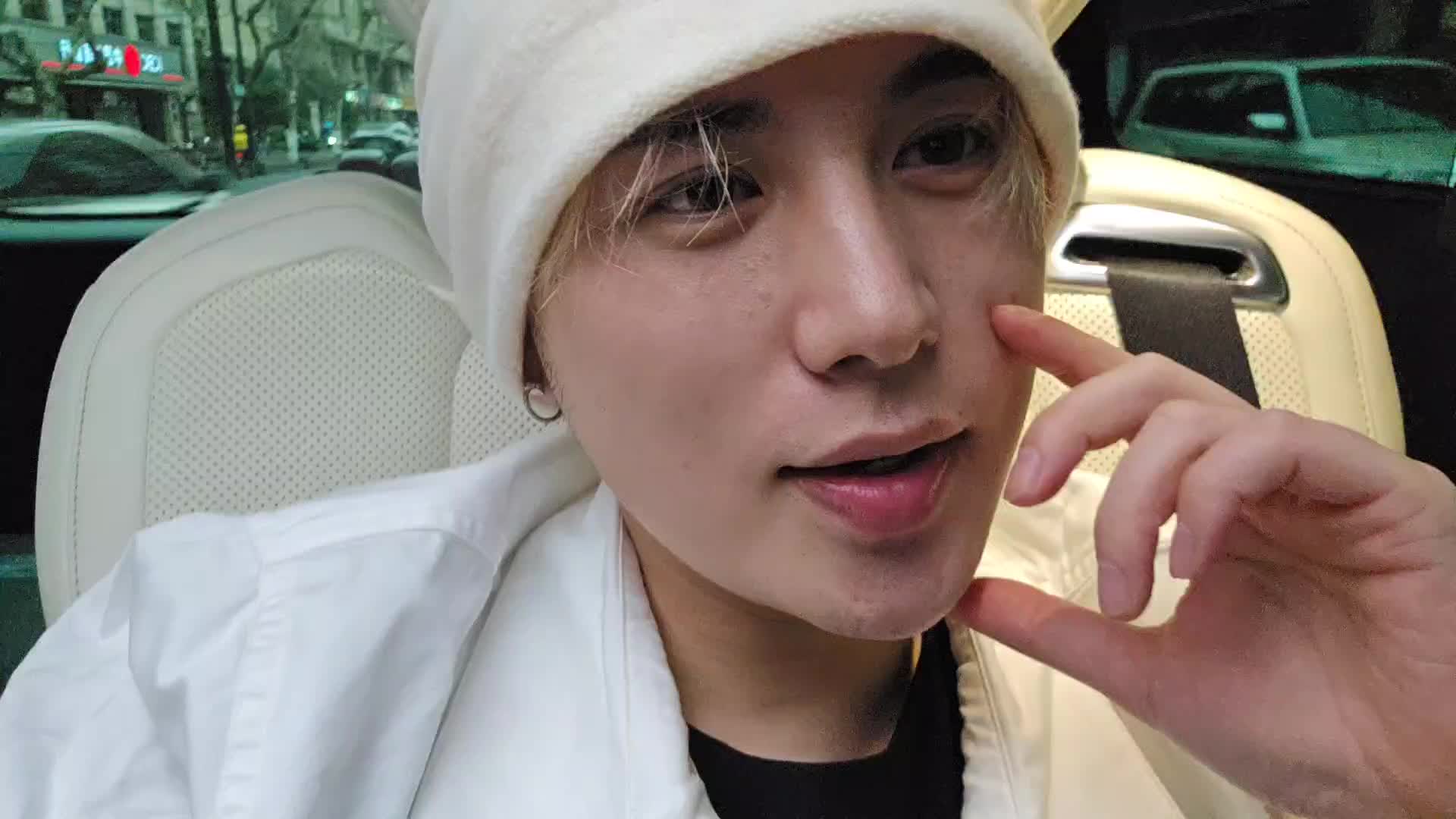 【童锦程】大部分家里爸爸会做饭，儿子也会做饭的