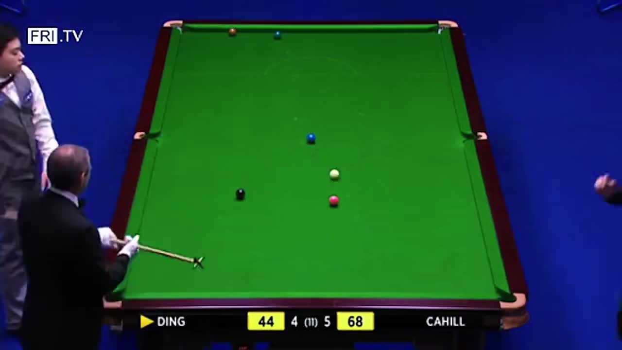 抱头痛哭第2集：丁俊晖续命局被超11分，一杆斯诺打的对手痛哭，上演逆风翻盘