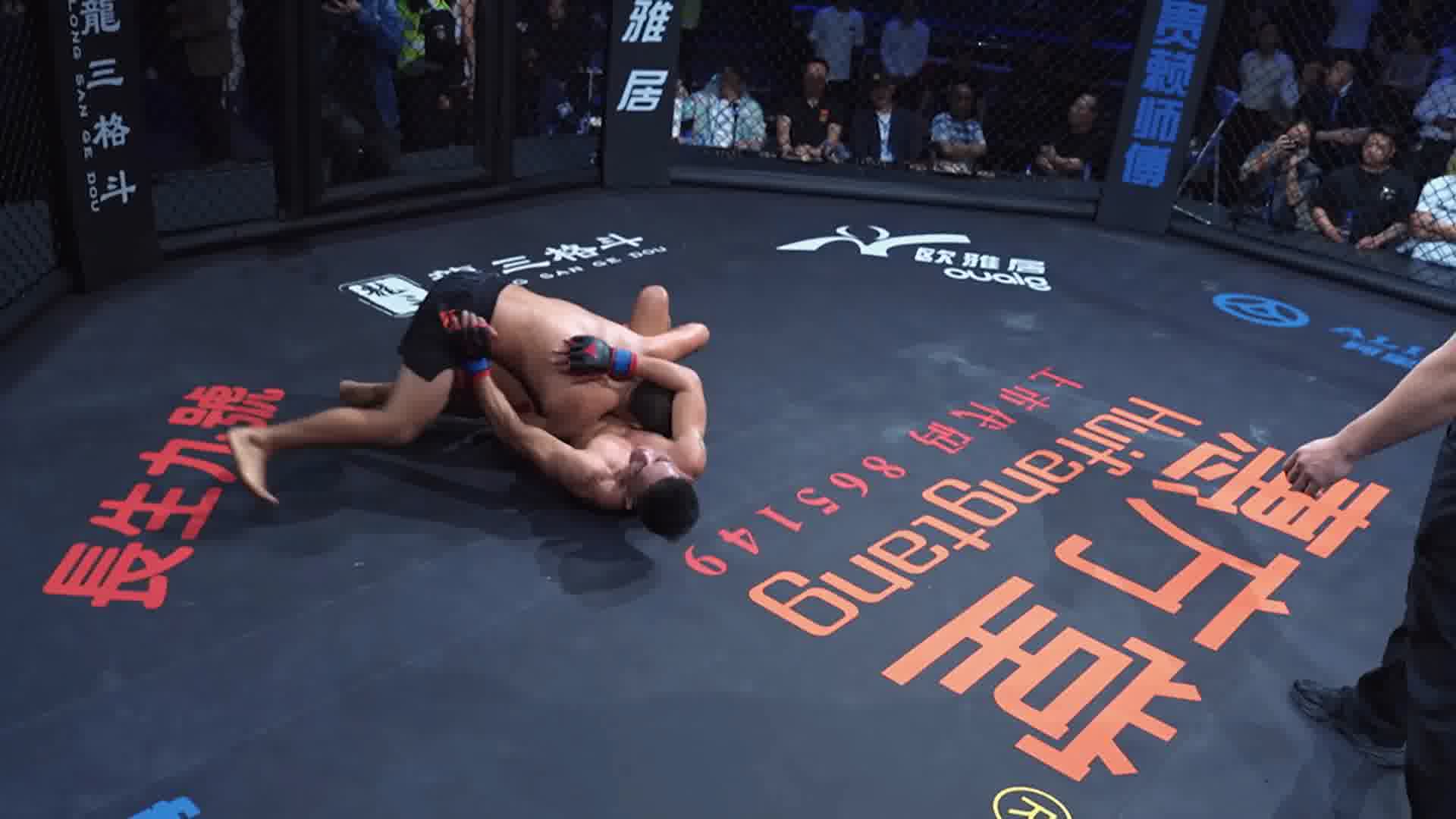 #龙三格斗 龙三格斗环球拳王巡回赛·花都站 马克·约瑟夫VS托列