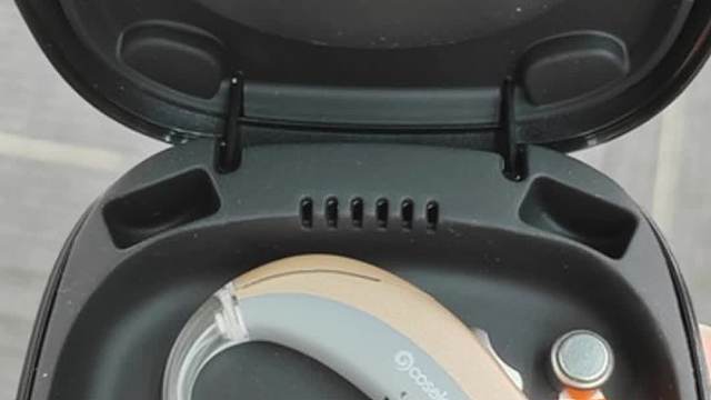 网购助听器和实体店的区别是什么？助听器测评！