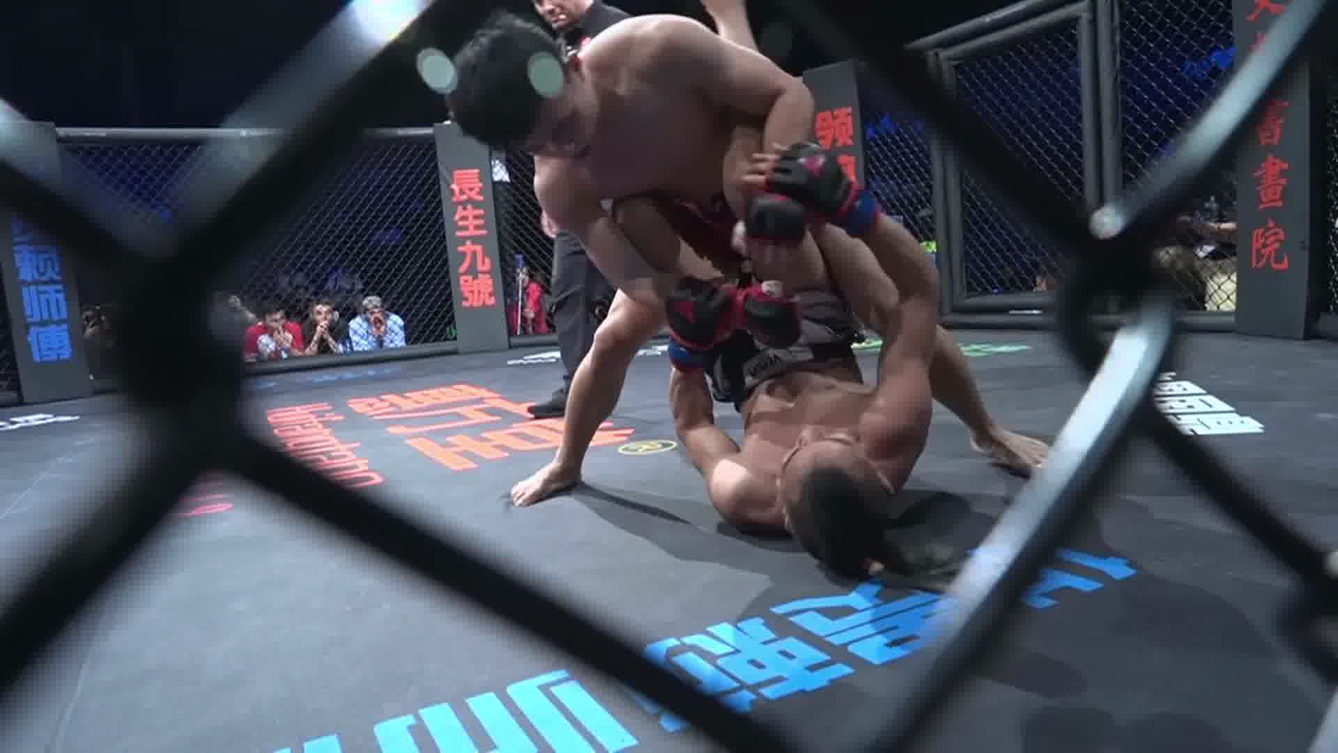 #龙三MMA 龙三格斗环球拳王巡回赛·花都站 石晓东vs詹其格宁布