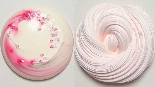 软糯香甜的粉嫩小蛋糕