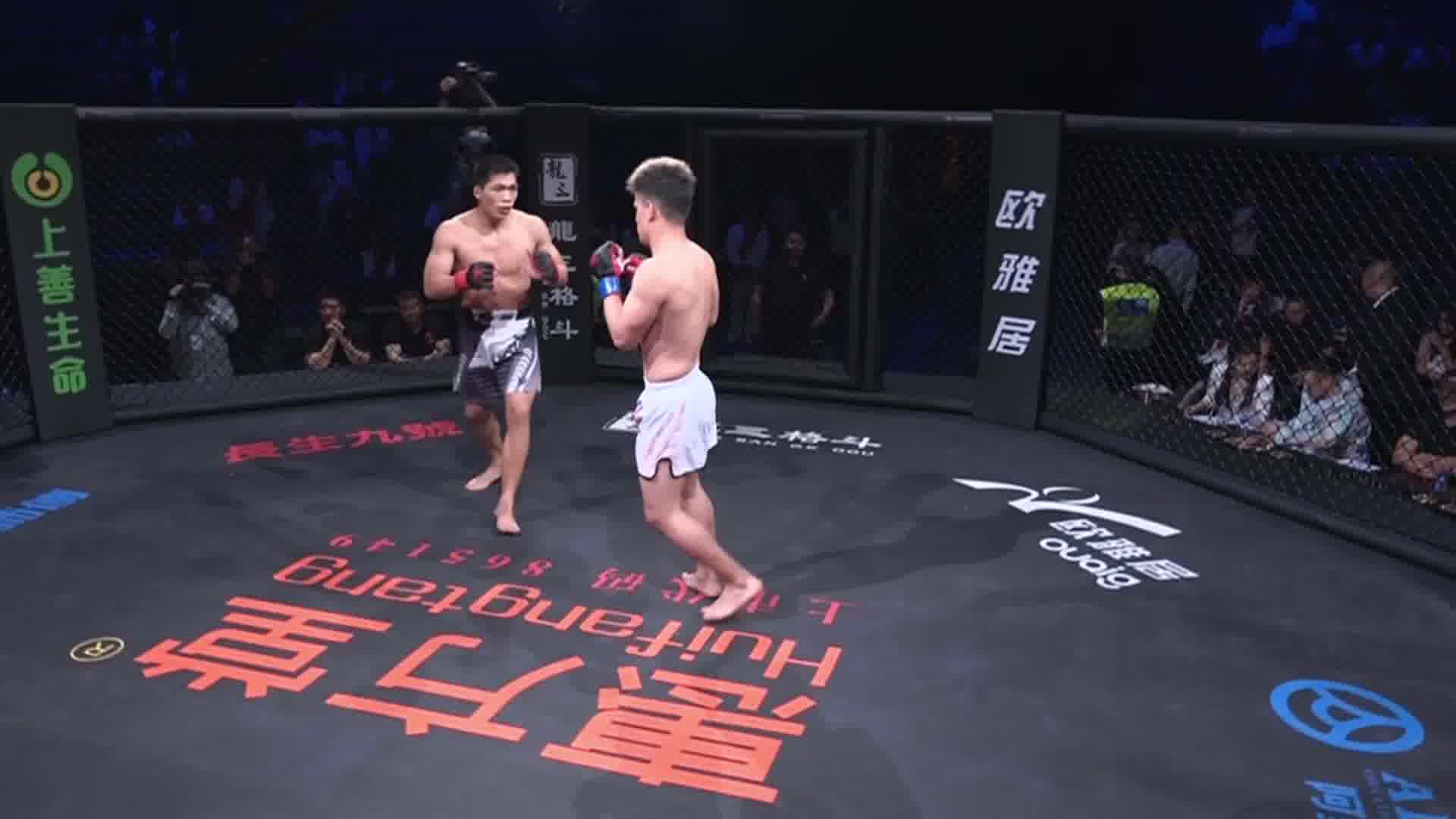 #龙三MMA 龙三格斗环球拳王巡回赛·花都站 乌卡vs彭政文