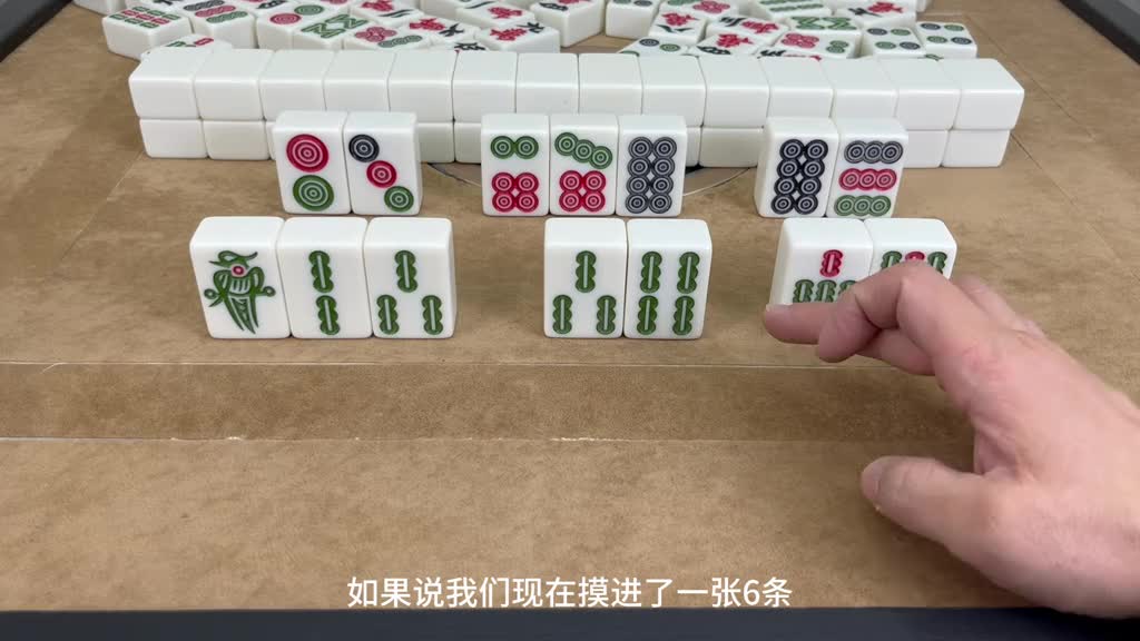 打麻将一定要记住“烂牌不开张”，高手多年经验所得，太实用了
