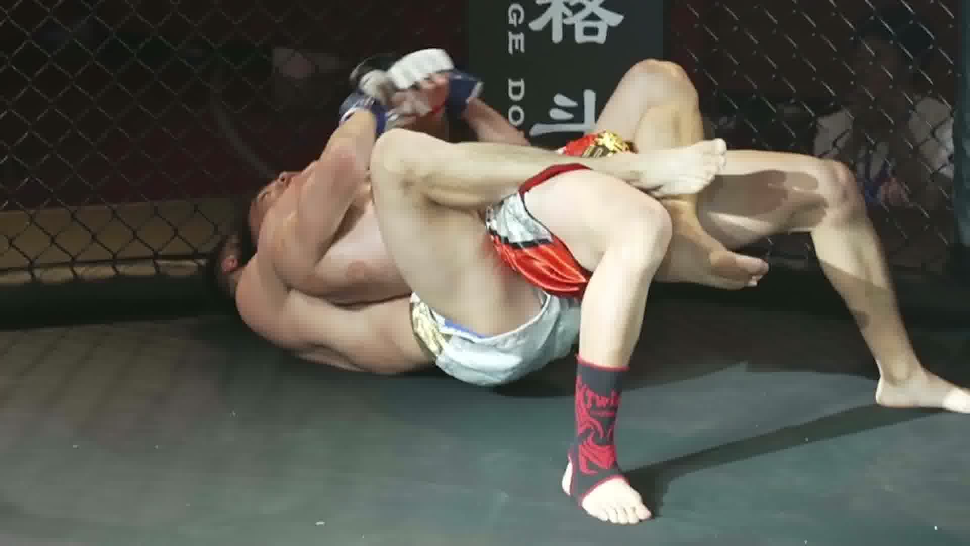 龙三格斗环球拳王巡回赛 刘明杰VS程含飞