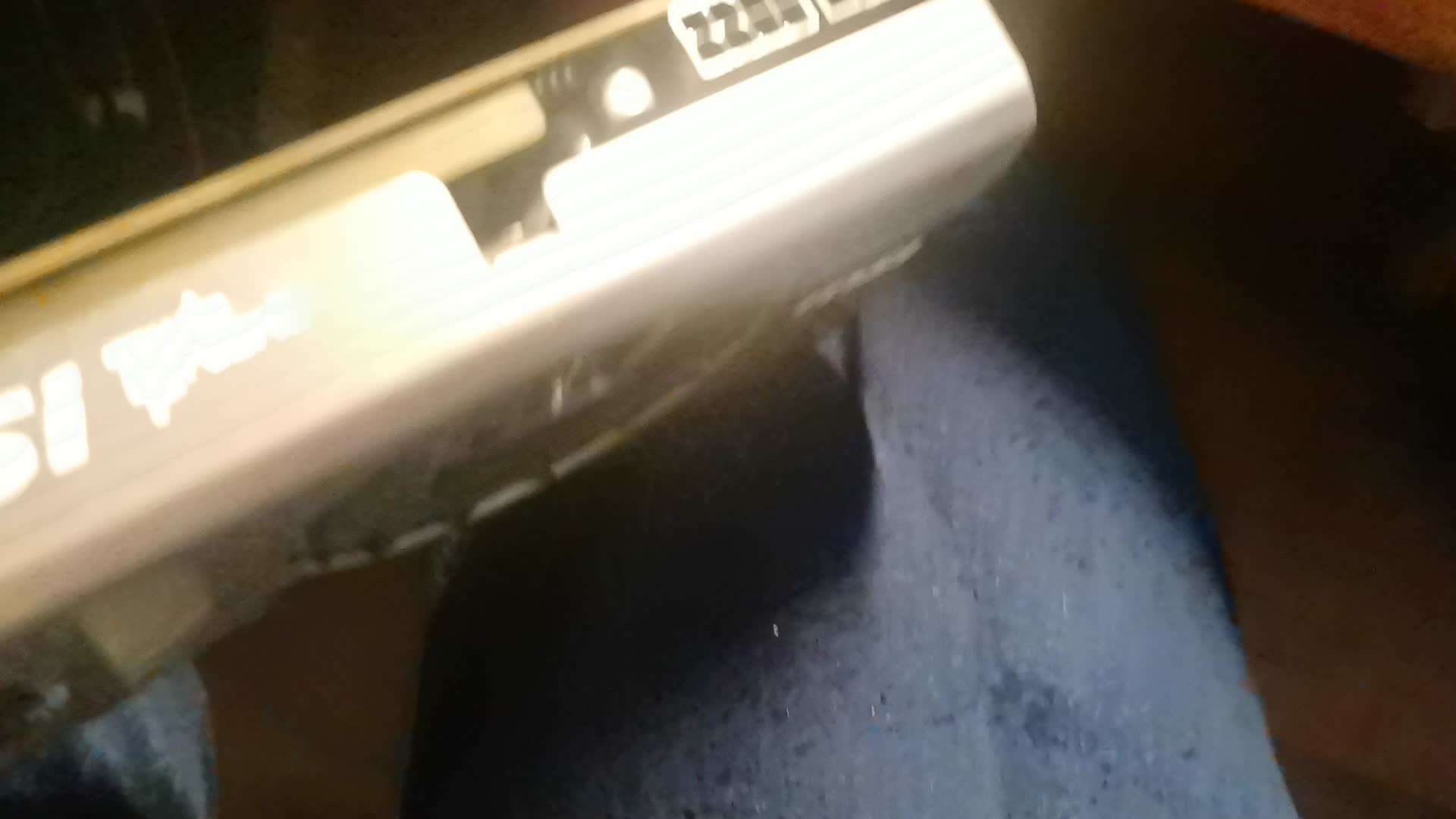 170包邮的MSI HD7970开箱（翻车，花屏）