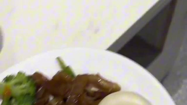 公司免费自助早餐来啦，今日主食是大杂烩