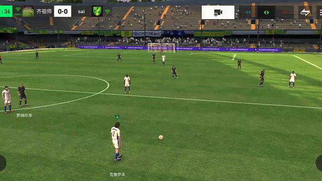 4231边路 来自三中场的默契配合=与前锋传球后跑位配合 中路直接打门