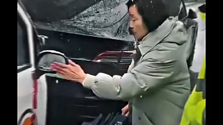 先說相聲 后演小品[穿云箭]