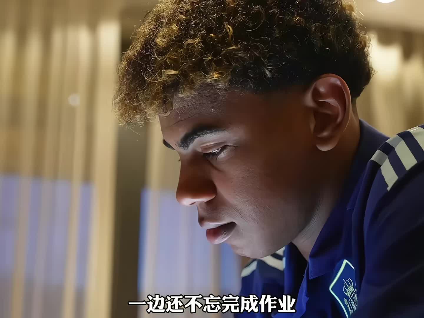 身价飙涨到1.8亿欧元，17岁的亚马尔比肩巅峰梅西