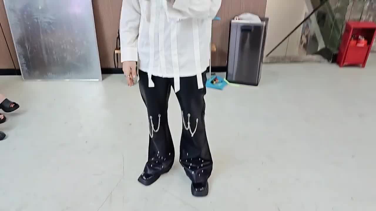 小柔是把我当日本人整啊，给我搭配的这套衣服兄弟们说好看吗！