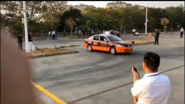 为什么手动挡汽车，还没有被淘汰呢？#汽车知识 #手动挡汽车