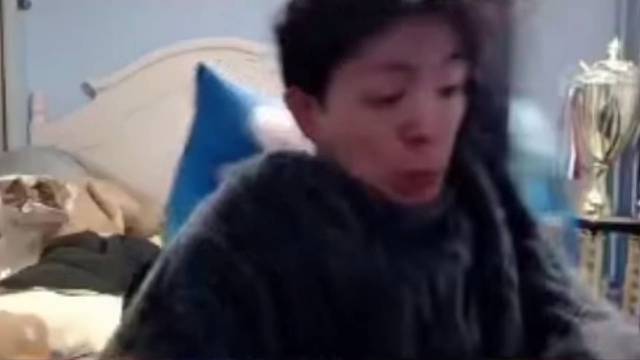 十万观众齐呼“佳美娜”，凯子煮熟的鸭子被小兵偷了！