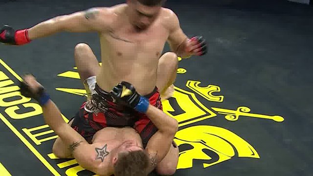 龙三格斗环球拳王巡回赛 卡赞博vs努尔波力