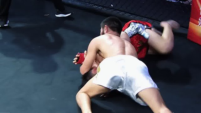 龙三格斗环球拳王巡回赛 巴图德力格尔vs孙紫阳