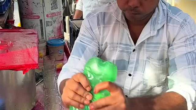 印度街头小吃，干净又卫生！印度街头小吃，干净又卫生！