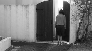 男人開發(fā)女喪尸新功能