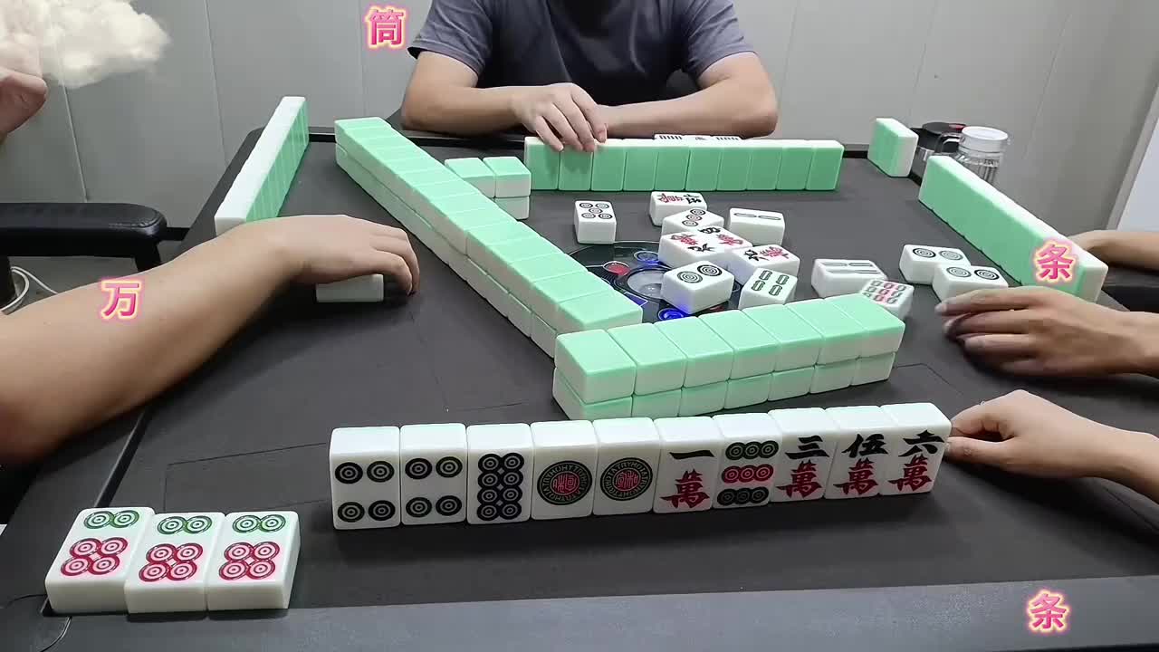 12鸡坐等机会就打满