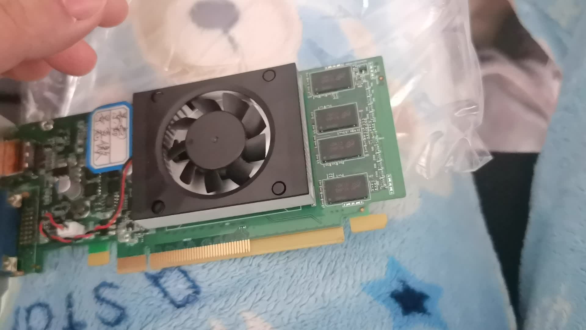 30包邮的景嘉微JM7201国产显卡开箱