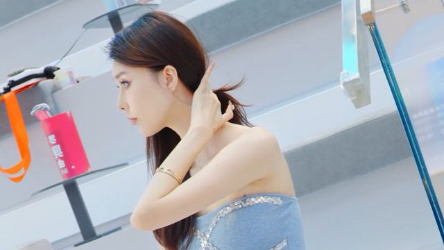 广州车展 张昕童