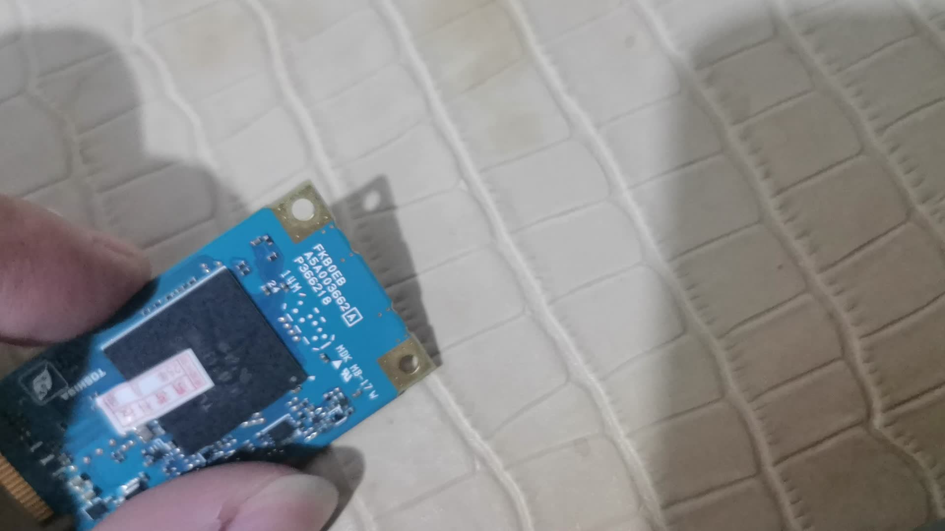 【图吧日常】6.6包邮的G1820(实发G3240)80包邮的东芝MSATA MLC固态10块钱包邮