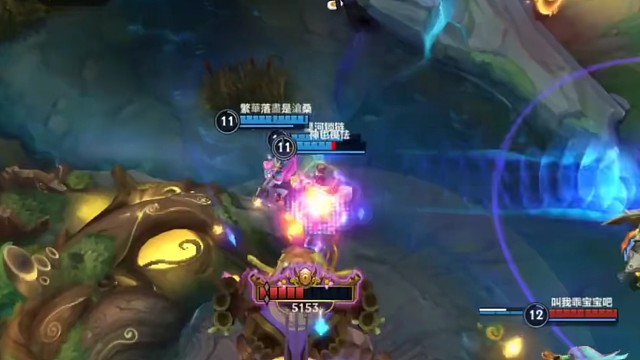 这个就是神呀!属于掌管龙团的神