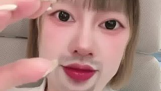 如果你前女友和現(xiàn)女友同時(shí)掉水里，我能做你女朋友嗎？