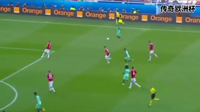 千万不要惹怒他 生气的c罗很恐怖！他只会在场上用表现进行回击！