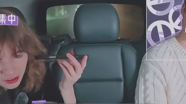 打电话吵架俩人因为打电话拌嘴