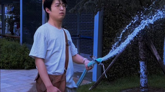 当我看到有人秀恩爱