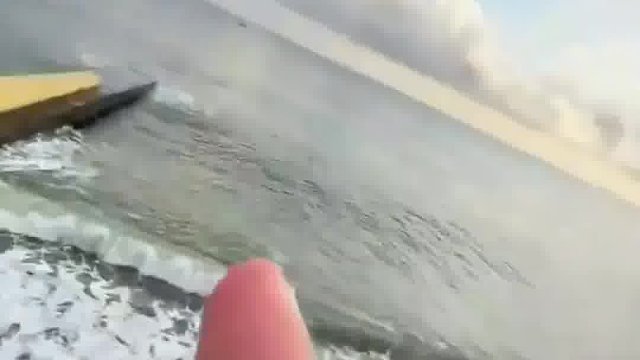 好戏剧性啊，像电影里安插的一个笑点