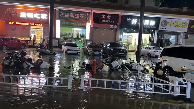 这时候来艘船比较好