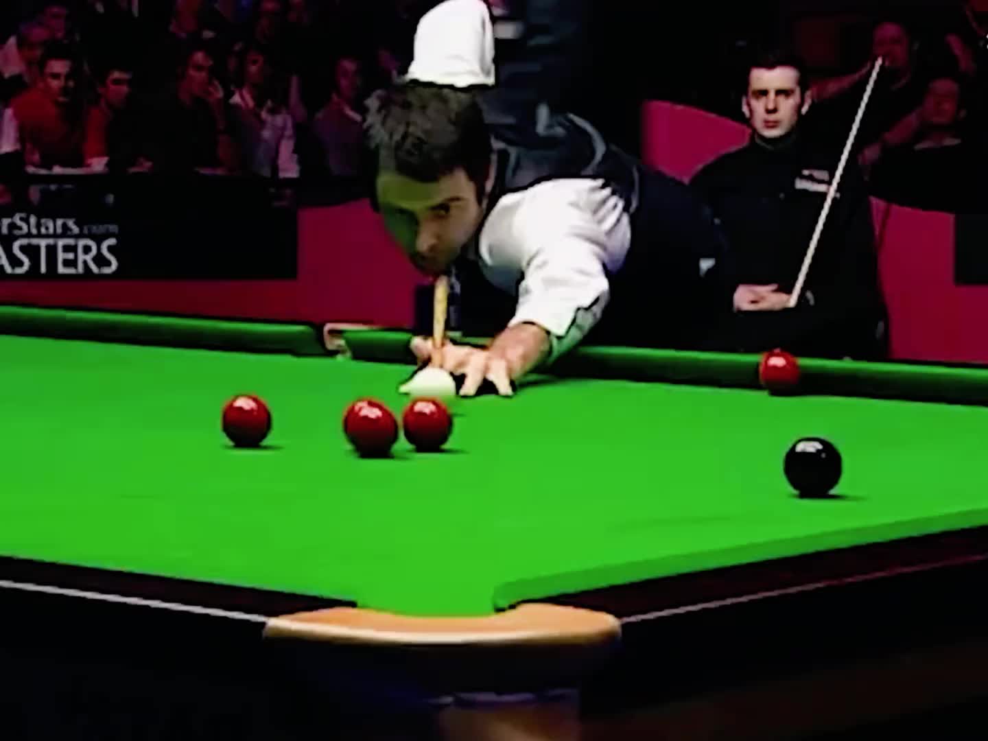 奥沙利文有多嚣张？懒得走路5颗球打同一个袋