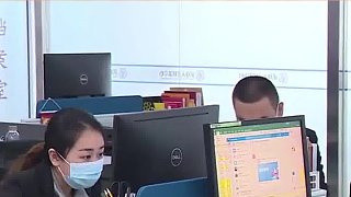 你覺得你能適應體制內(nèi)的生活嗎？