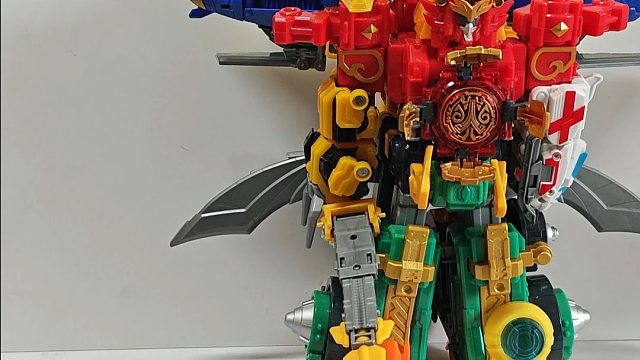 巨神战击队超神勇击王12合体玩具