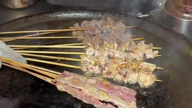 街边铁板鸡心鱿鱼妥妥把我拿捏