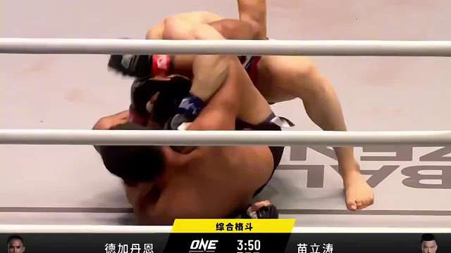 少林武僧苦练少林金刚拳，首回合暴揍秒杀泰国百胜拳王，吓坏裁判