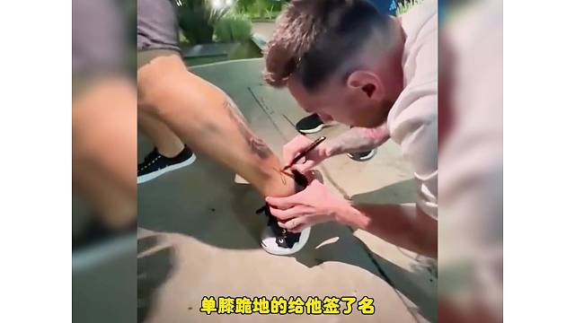 有人高高在上也有人平易近人，盘点运动员的暖心瞬间