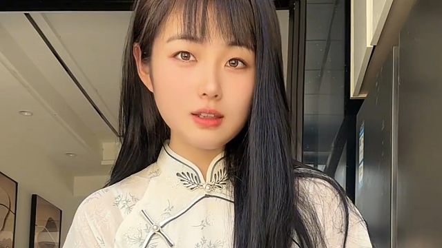 吃玫瑰馅的包子