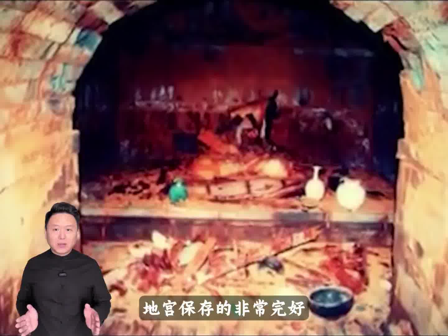 专家打开发现，一位高僧枯坐其中