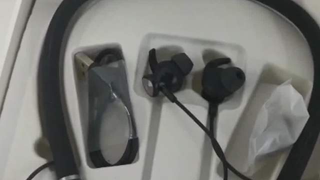 老年人助听器要去医院配吗？左点助听器怎么样？专业人士给出答案